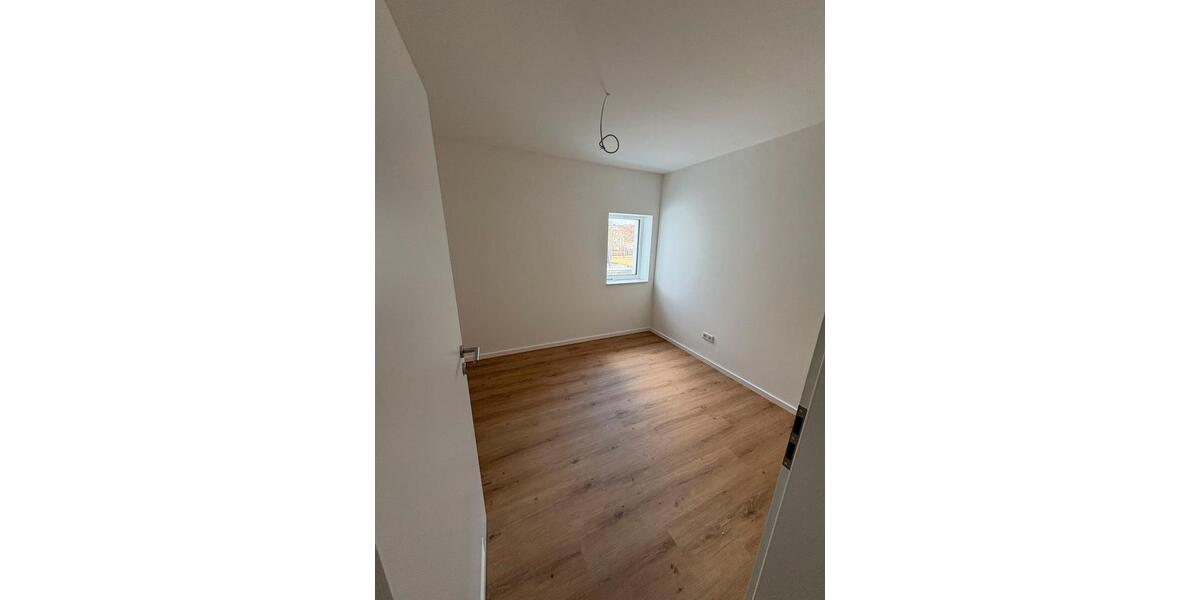 Erdgeschoßwohnung Allersberg Eismannsdorf - 3 Zimmer, 58 m&sup2;, 880&euro; | Angebot:25082284