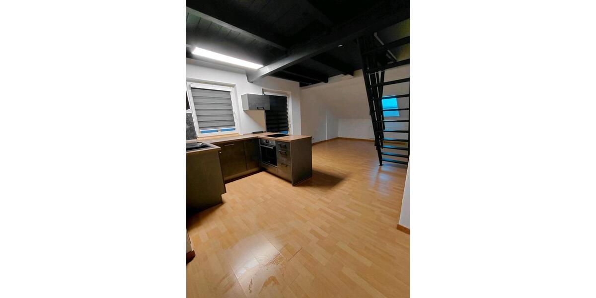 Dachgeschoßwohnung Wallersdorf - 2 Zimmer, 41 m&sup2;, 600&euro; | Angebot:25841170