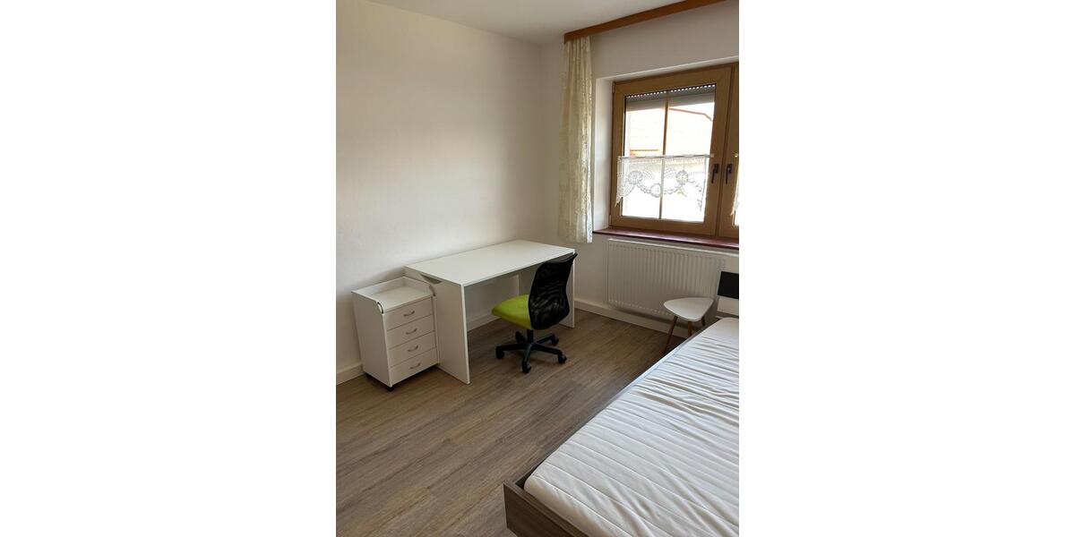 Wohnen auf Zeit Gerolsbach - 1 Zimmer, 12 m&sup2;, 270&euro; | Angebot:24684047