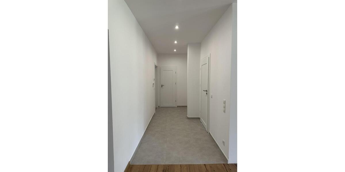 Etagenwohnung Egloffstein - 5 Zimmer, 141 m&sup2;, 1.450&euro; | Angebot:26691314