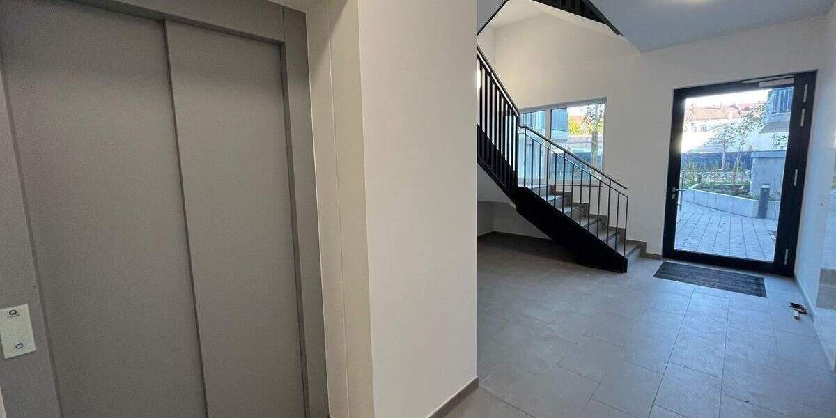 Terrassenwohnung Nürnberg Gostenhof - 2 Zimmer, 66 m&sup2;, 1.050&euro; | Angebot:26117055