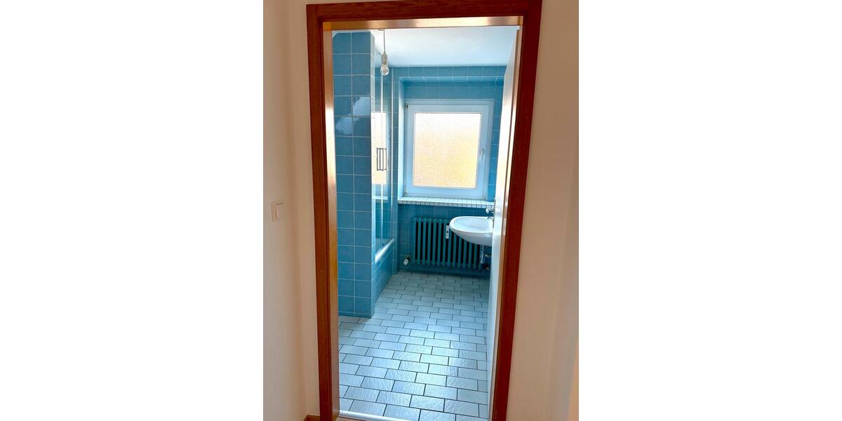Dachgeschoßwohnung Berlin Steglitz-Zehlendorf - 2 Zimmer, 62 m&sup2;, 1.400&euro; | Angebot:26249335