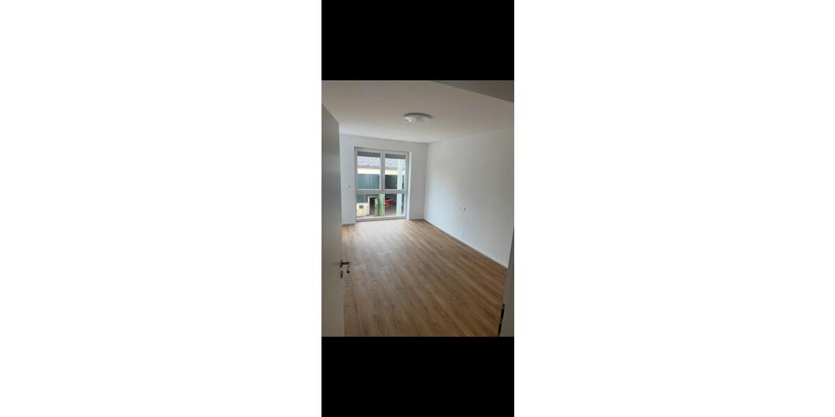 Etagenwohnung Laichingen - 5 Zimmer, 147 m&sup2;, 3.000&euro; | Angebot:24527548