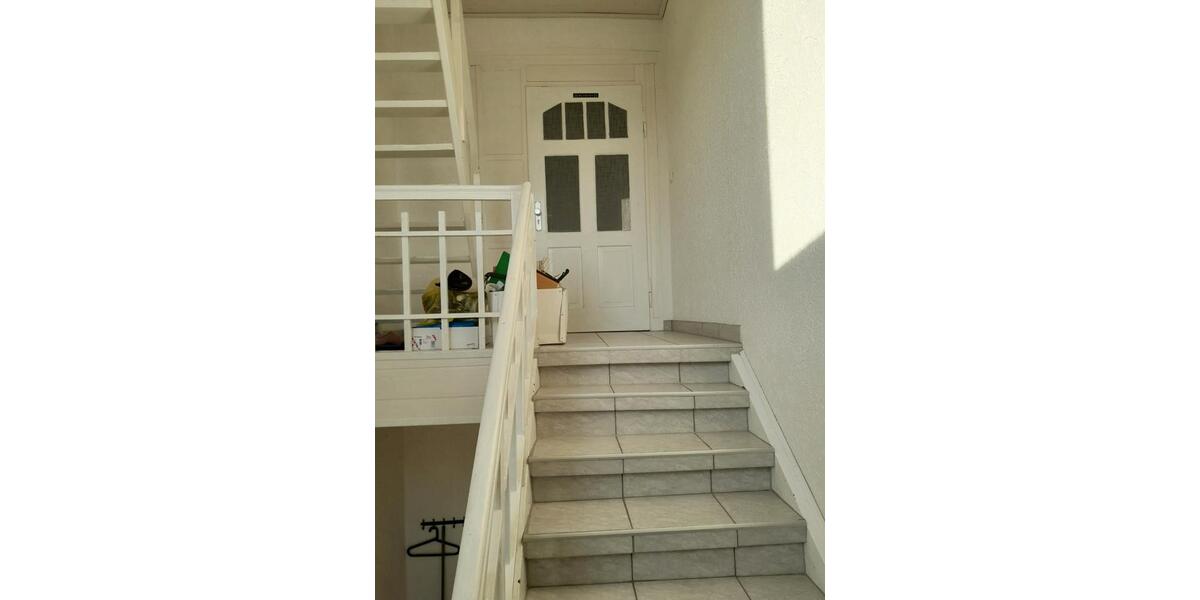 Etagenwohnung Dassel - 3 Zimmer, 100 m&sup2;, 450&euro; | Angebot:26507146