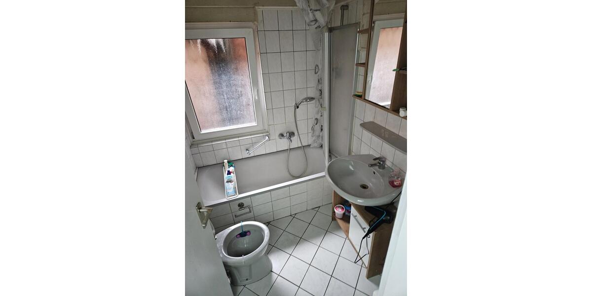 Etagenwohnung Springe - 1 Zimmer, 10 m&sup2;, 320&euro; | Angebot:24745208