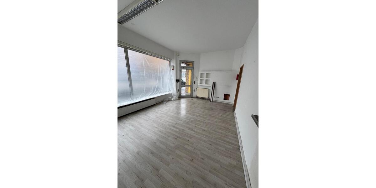 Gewerbeobjekt Duisburg Essenberg - 420&euro; | Angebot:24850165