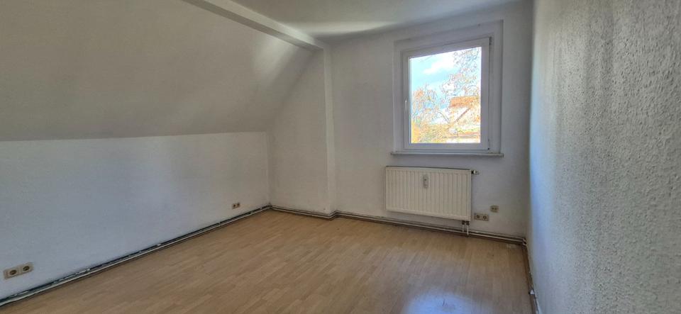 Dachgeschoßwohnung Schipkau - 2 Zimmer, 58 m&sup2;, 320&euro; | Angebot:23424231