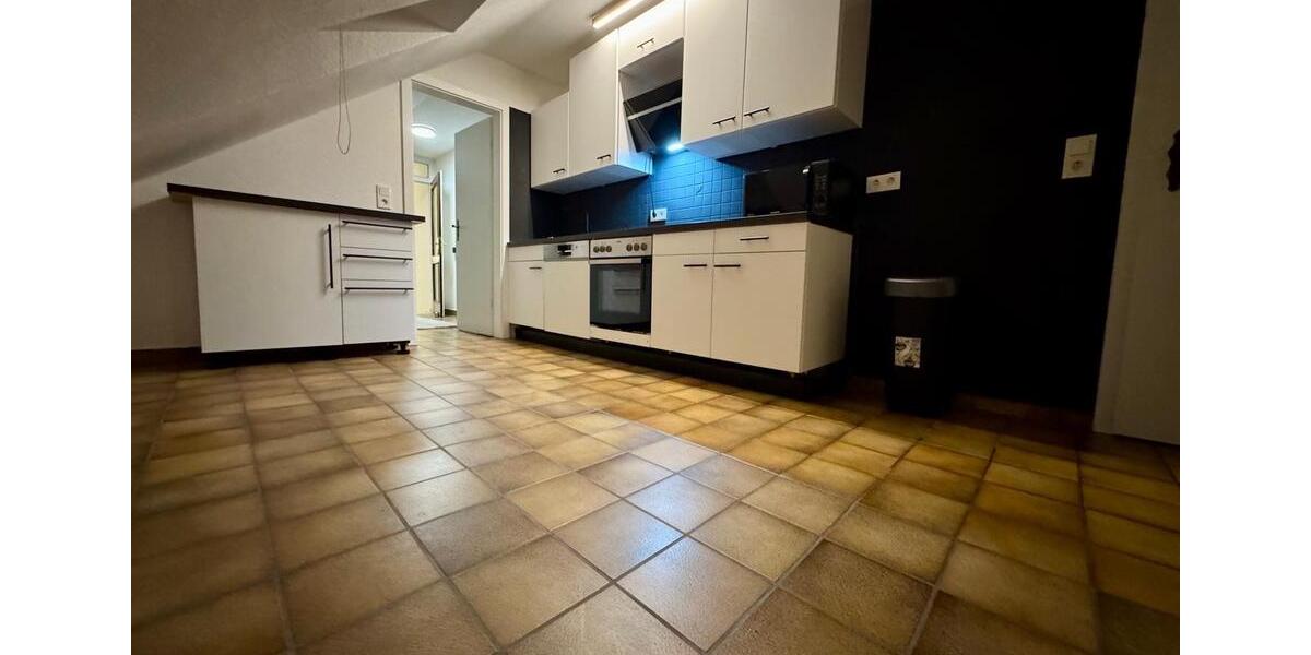 Dachgeschoßwohnung Wathlingen - 3 Zimmer, 95 m&sup2;, 750&euro; | Angebot:24590290