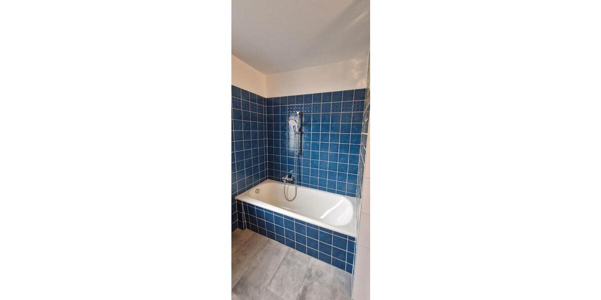 Erdgeschoßwohnung Heide - 3 Zimmer, 100 m&sup2;, 1.020&euro; | Angebot:26624185