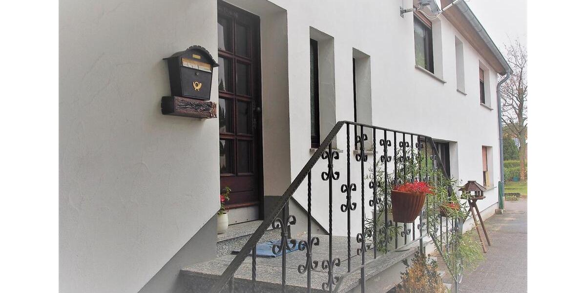 Doppelhaushälfte Schuld - 6 Zimmer, 126 m&sup2;, 1.150&euro; | Angebot:26016005