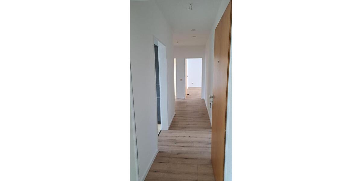 Etagenwohnung Bremerhaven - 2 Zimmer, 66 m&sup2;, 560&euro; | Angebot:26646273