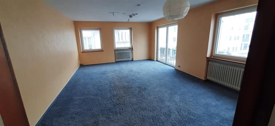 Etagenwohnung Laichingen - 5 Zimmer, 120 m&sup2;, 1.050&euro; | Angebot:24585477