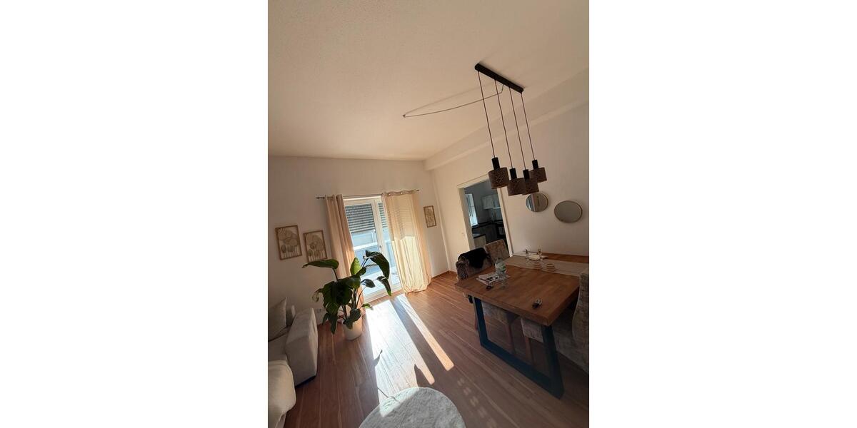 Dachgeschoßwohnung Kehl - 2 Zimmer, 60 m&sup2;, 960&euro; | Angebot:26330145