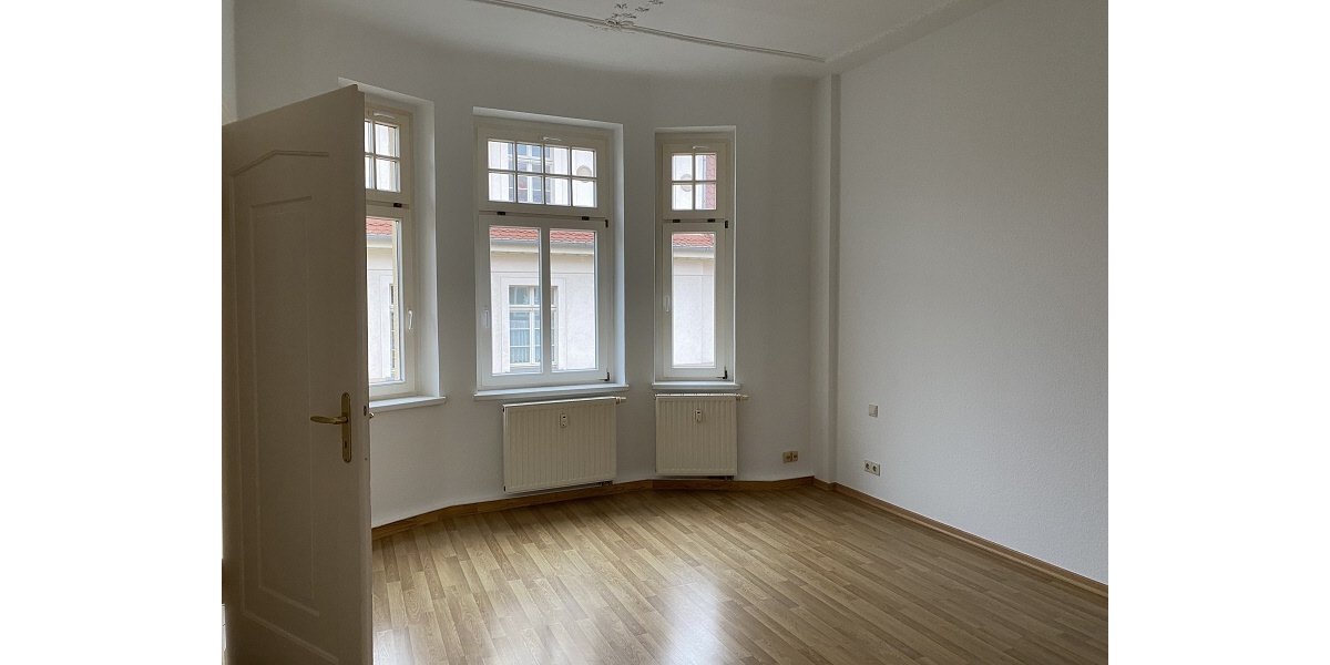 Schön wohnen am Innenstadtrand - 2- Gotha Suttnerstraße 1 / 2. OG | Angebot:27100712