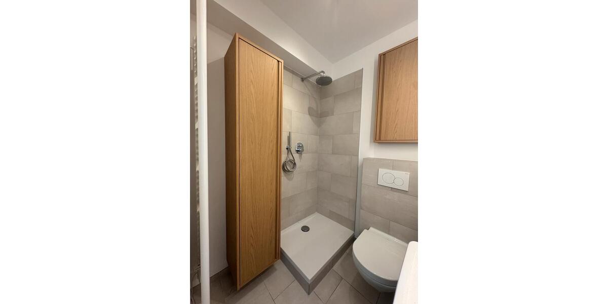 Wohnen auf Zeit Köln Lindenthal - 1 Zimmer, 75 m&sup2;, 800&euro; | Angebot:26555328