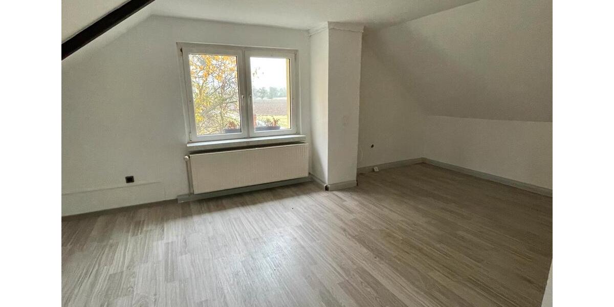 Etagenwohnung Osterburg (Altmark) - 3 Zimmer, 92 m&sup2;, 500&euro; | Angebot:26609108