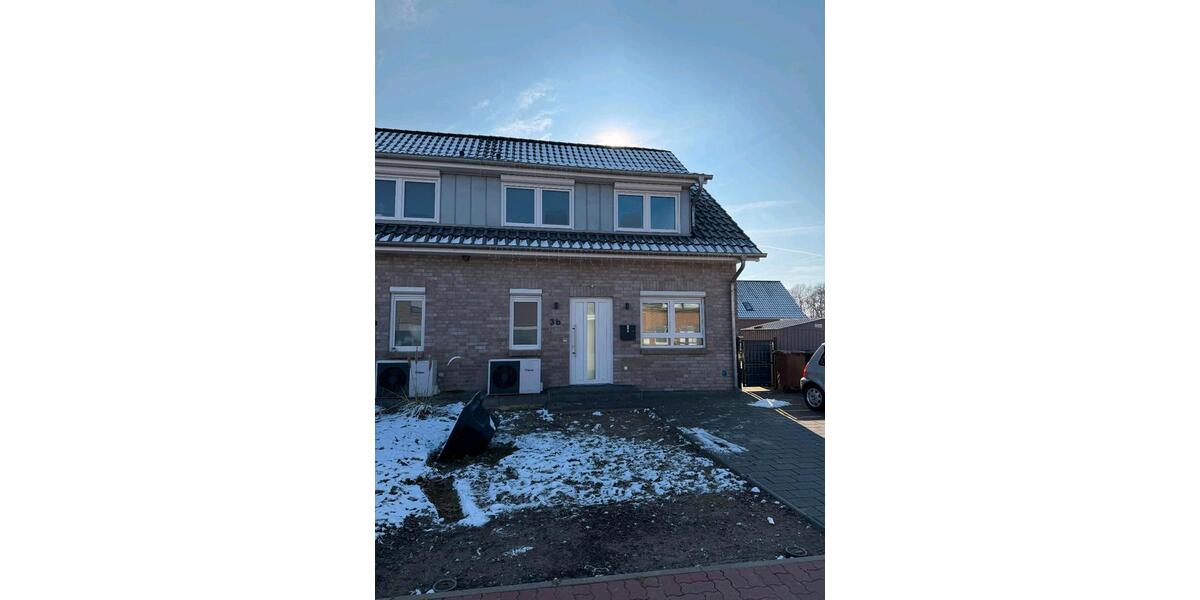 Doppelhaushälfte Neuenkirchen - 4 Zimmer, 121 m&sup2;, 1.000&euro; | Angebot:25181983