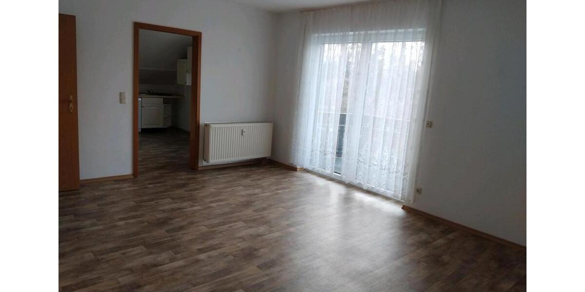 Etagenwohnung Freihung - 4 Zimmer, 90 m&sup2;, 700&euro; | Angebot:26089265