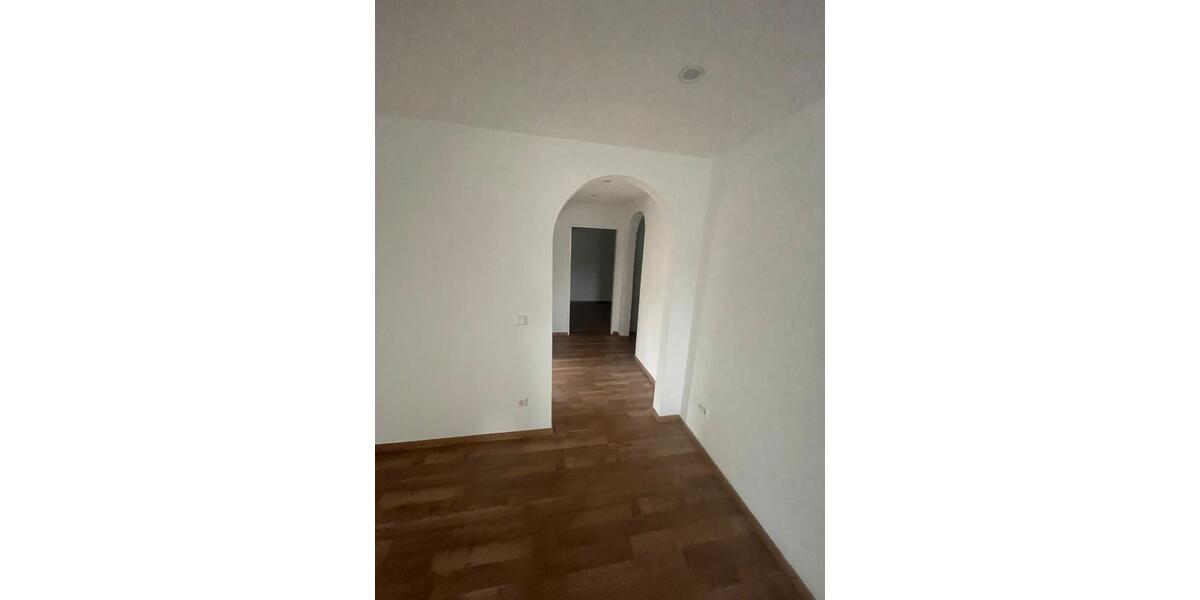 Etagenwohnung Flein - 3 Zimmer, 96 m&sup2;, 1.700&euro; | Angebot:26534634
