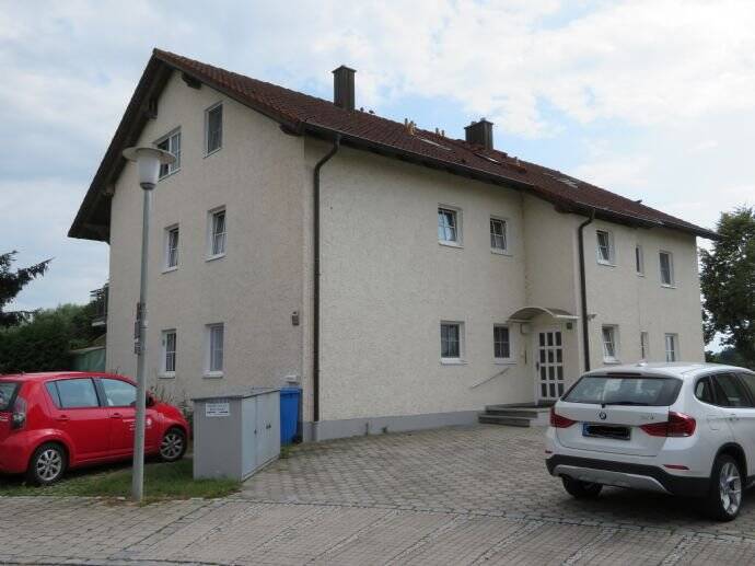 Etagenwohnung Wallersdorf - 3 Zimmer, 59 m&sup2;, 495&euro; | Angebot:24810662