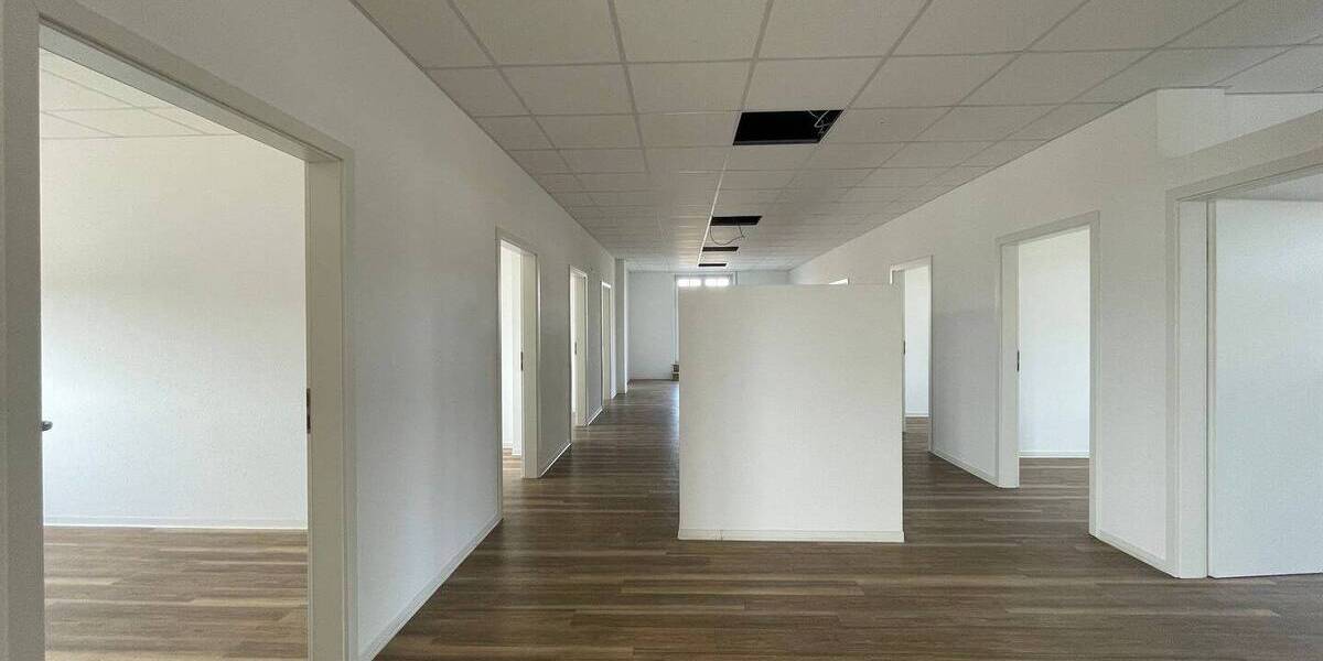 Gewerbeobjekt Dessau-Roßlau Roßlau - 1 Zimmer, 260 m&sup2;, 1.857&euro; | Angebot:26080613