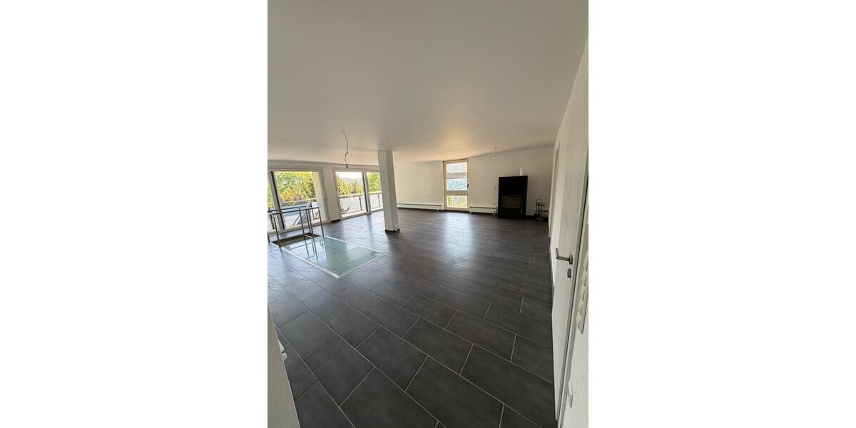 Erdgeschoßwohnung Horb am Neckar - 3.5 Zimmer, 180 m&sup2;, 2.100&euro; | Angebot:26505620