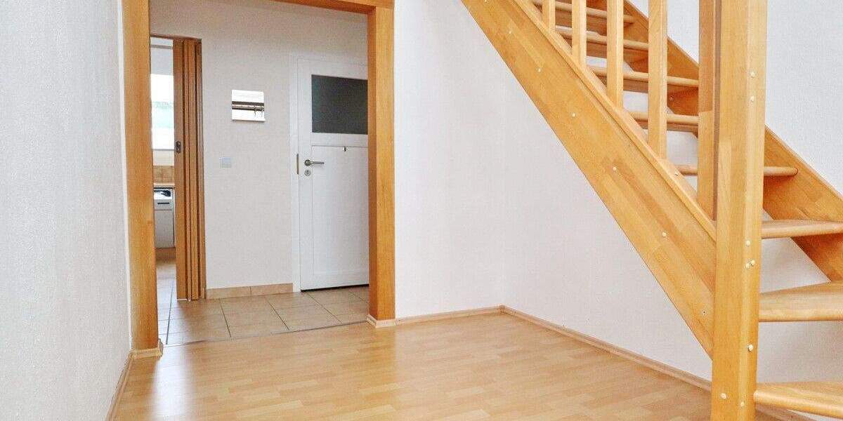 Großräumige 2,5-Zimmer Wohnung auf zwei Ebenen in Henstedt-Ulzburg 2 zimmer