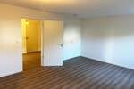 Etagenwohnung Singen (Hohentwiel) Singen - 4 Zimmer, 111 m&sup2;, 1.260&euro; | Angebot:25677101