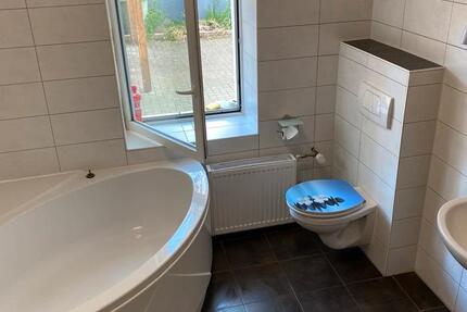 Wohnung Schönebeck (Elbe) - 2 Zimmer, 62 m&sup2;, 350&euro; | Angebot:26293102