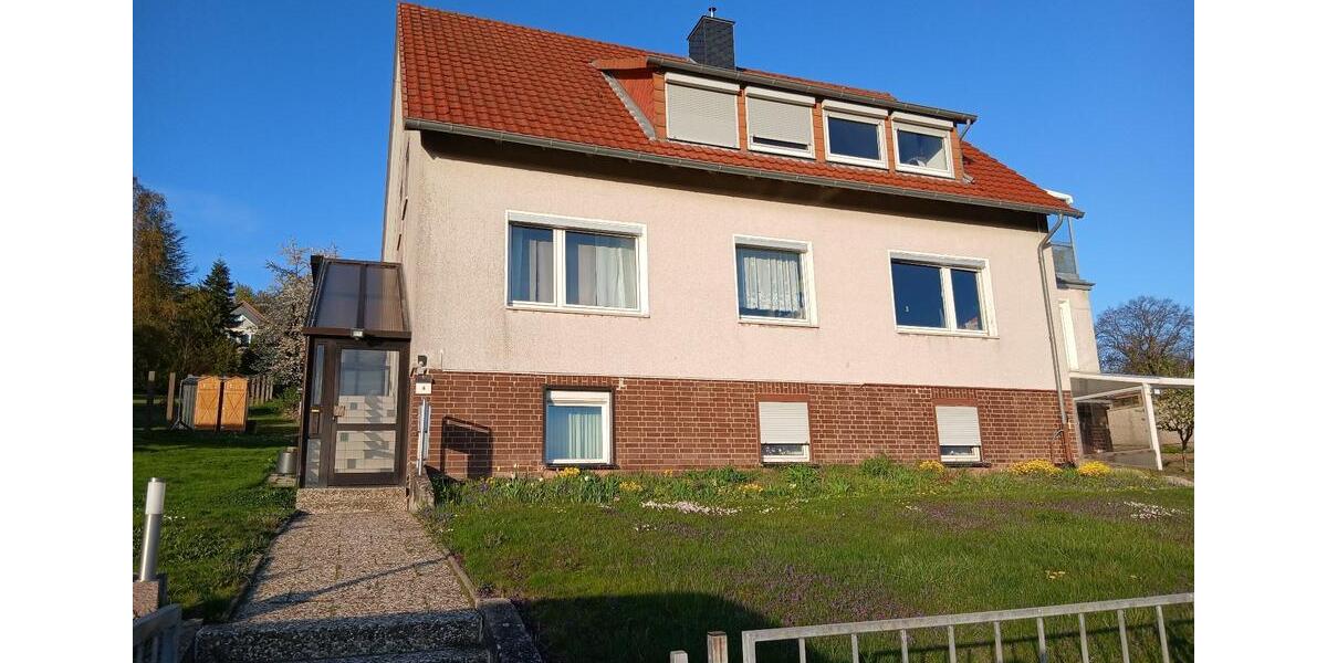 Etagenwohnung Friedland - 4 Zimmer, 85 m&sup2;, 600&euro; | Angebot:26521191