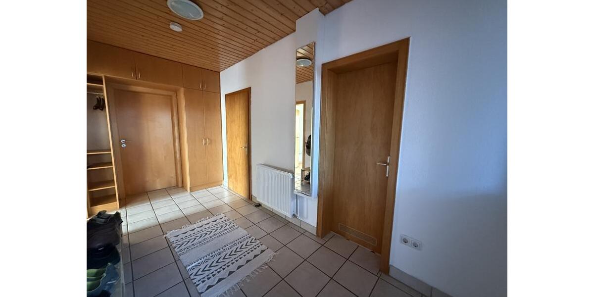 Doppelhaushälfte Liebenau - 5 Zimmer, 170 m&sup2;, 1.200&euro; | Angebot:24748977
