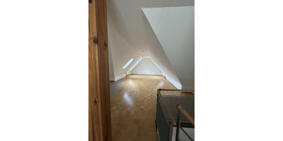 Etagenwohnung Mittweida - 2 Zimmer, 55 m&sup2;, 413&euro; | Angebot:25351043