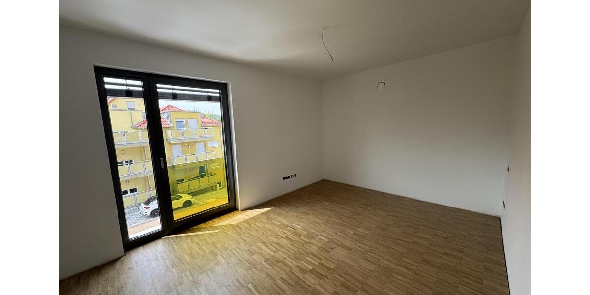 Etagenwohnung Gaildorf - 3 Zimmer, 96 m&sup2;, 970&euro; | Angebot:21113272
