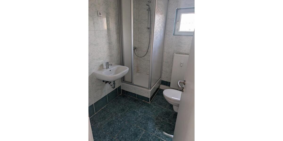 Etagenwohnung Meerane - 1 Zimmer, 23 m&sup2;, 210&euro; | Angebot:17743011