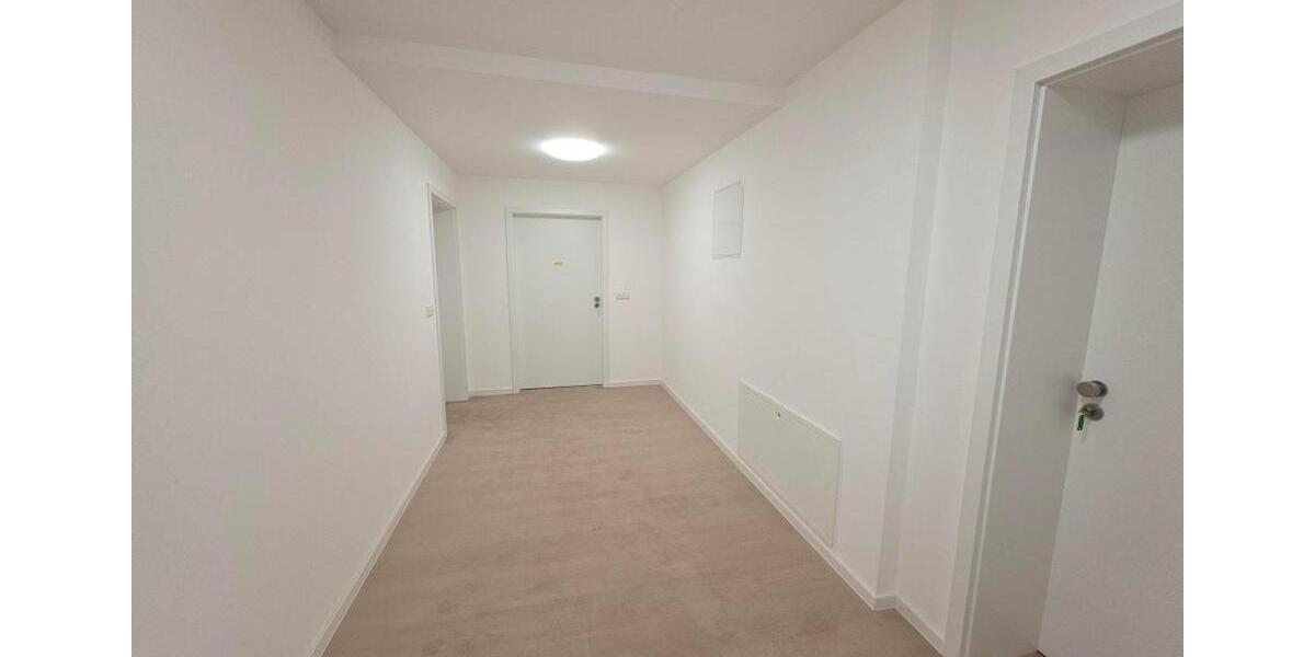 Etagenwohnung Elgersburg - 2 Zimmer, 61 m&sup2;, 635&euro; | Angebot:24816439