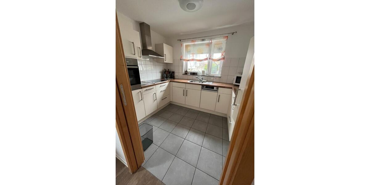 Etagenwohnung Winnenden - 2 Zimmer, 70 m&sup2;, 810&euro; | Angebot:25171927