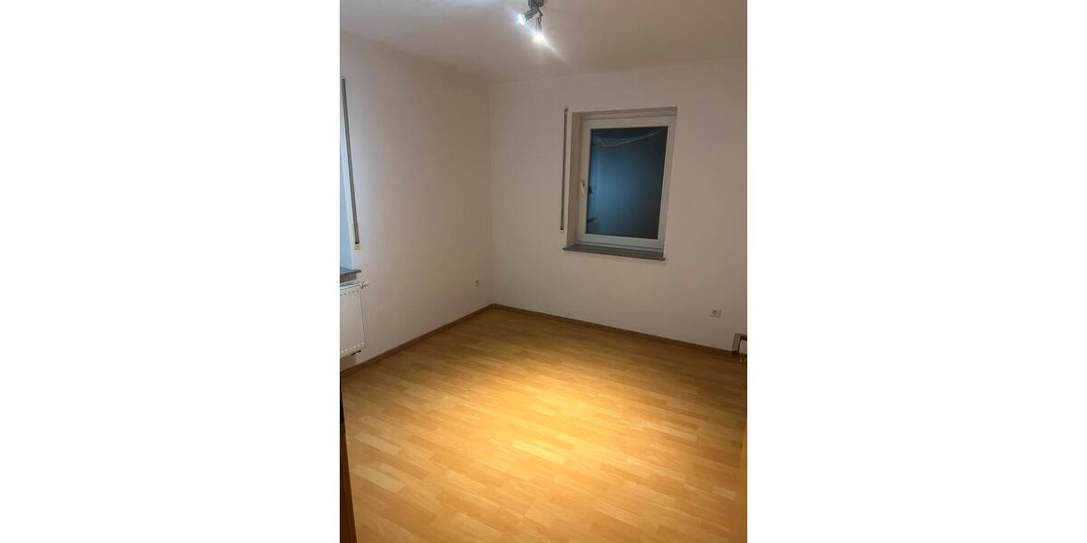 Erdgeschoßwohnung Nagold - 4 Zimmer, 105 m&sup2;, 1.350&euro; | Angebot:25022181