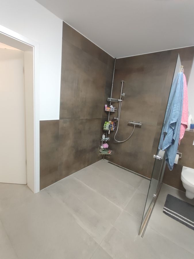Moderne, barrierefreie Erdgeschoßwohnung mit 3,5 Zimmern im Luftkurort Hümmerich - provisionsfrei!