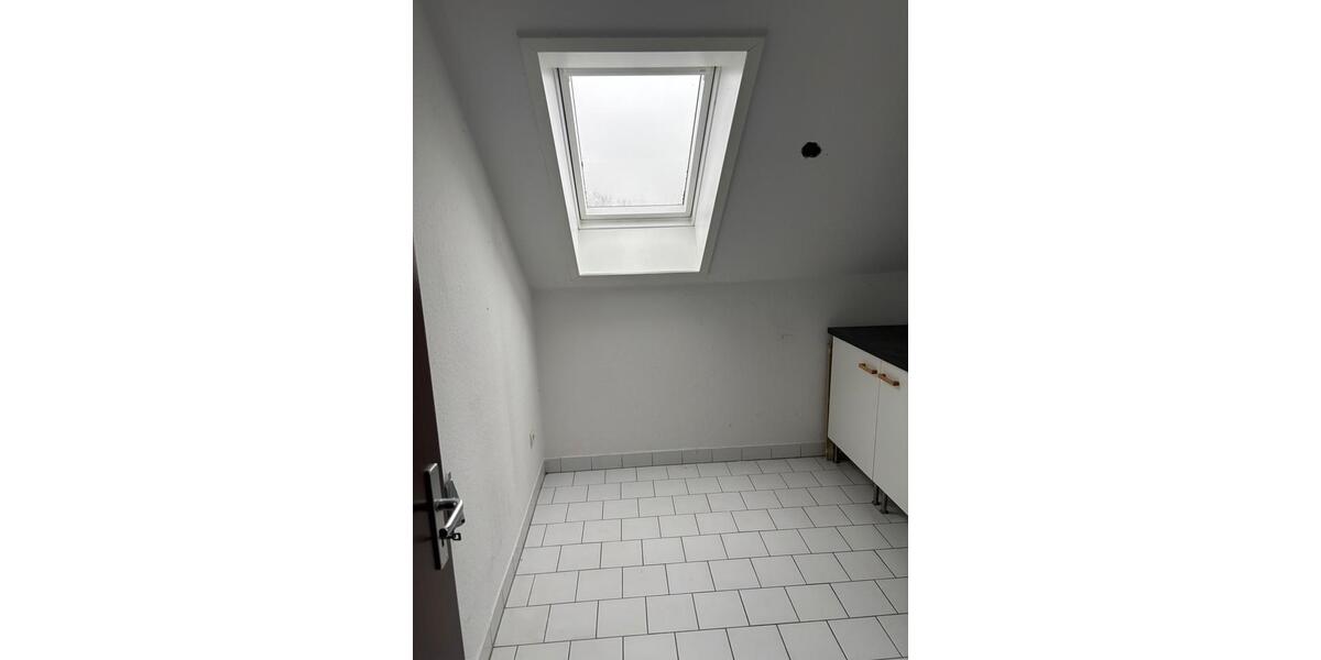 Dachgeschoßwohnung Neustadt am Rübenberge - 2 Zimmer, 45 m&sup2;, 450&euro; | Angebot:25064463