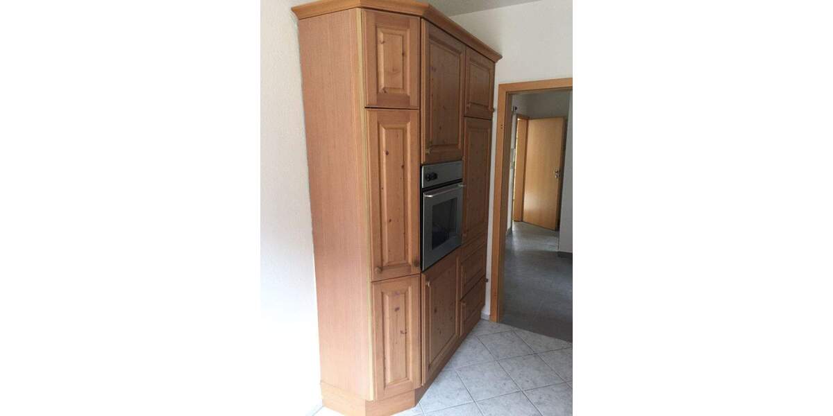 Helle und große 3,5 Zimmer-Wohnung im Zentrum von Weisendorf 3 zimmer