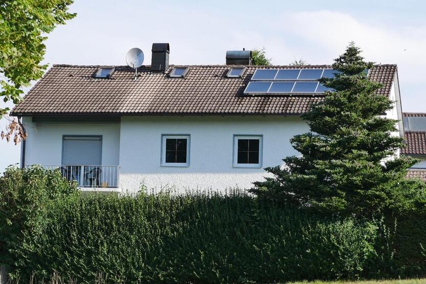5-Zimmerwohnung in Ludwigsthal, 1.OG, Garage, Stellplatz, Parkett