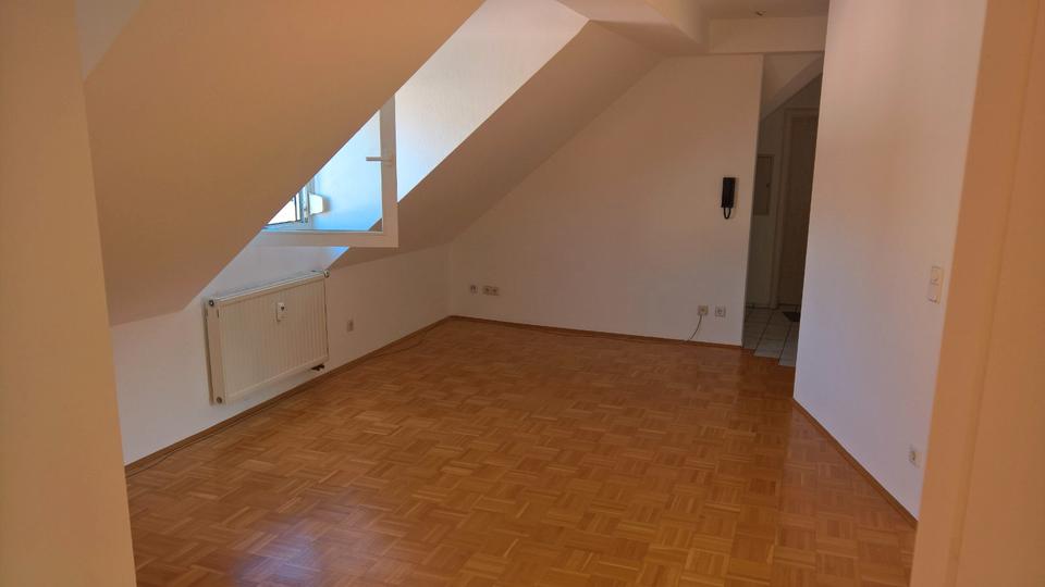 Dachgeschoßwohnung Laufach - 3 Zimmer, 60 m&sup2;, 500&euro; | Angebot:26496174