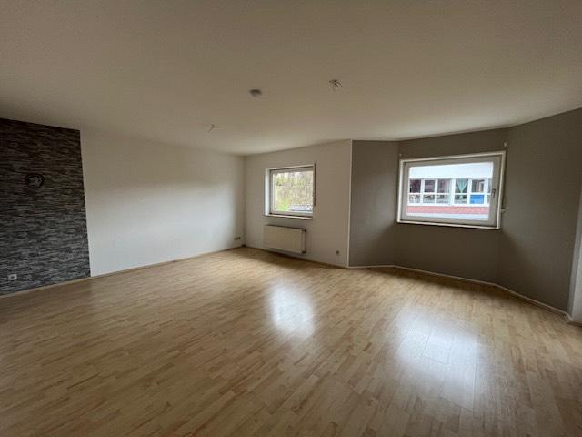 Erdgeschoßwohnung Ruppichteroth - 4 Zimmer, 105 m&sup2;, 950&euro; | Angebot:26023994