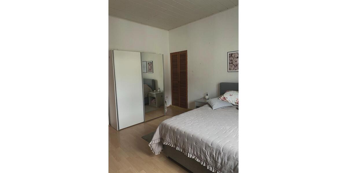 Wohnen auf Zeit Gießen Wieseck - 6 Zimmer, 25 m&sup2;, 440&euro; | Angebot:26591854