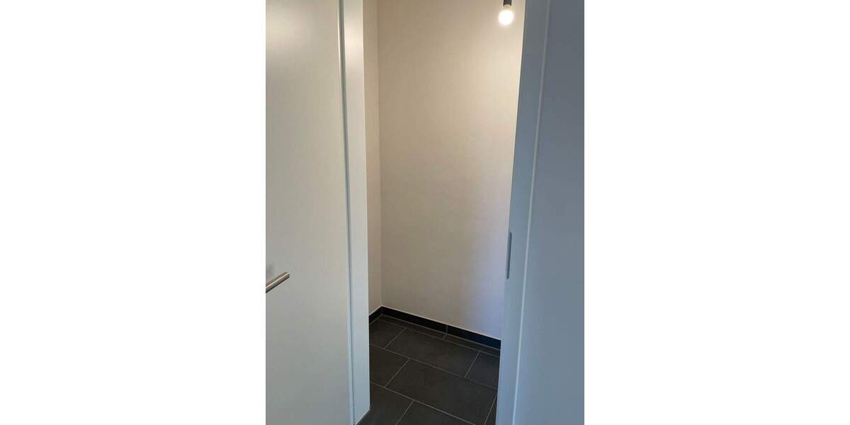 Etagenwohnung Erlangen Dechsendorf - 4 Zimmer, 92 m&sup2;, 1.490&euro; | Angebot:24858386