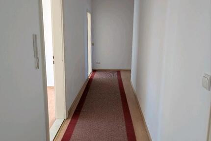 Wohnung Osterhofen - 4 Zimmer, 110 m&sup2;, 700&euro; | Angebot:25053257