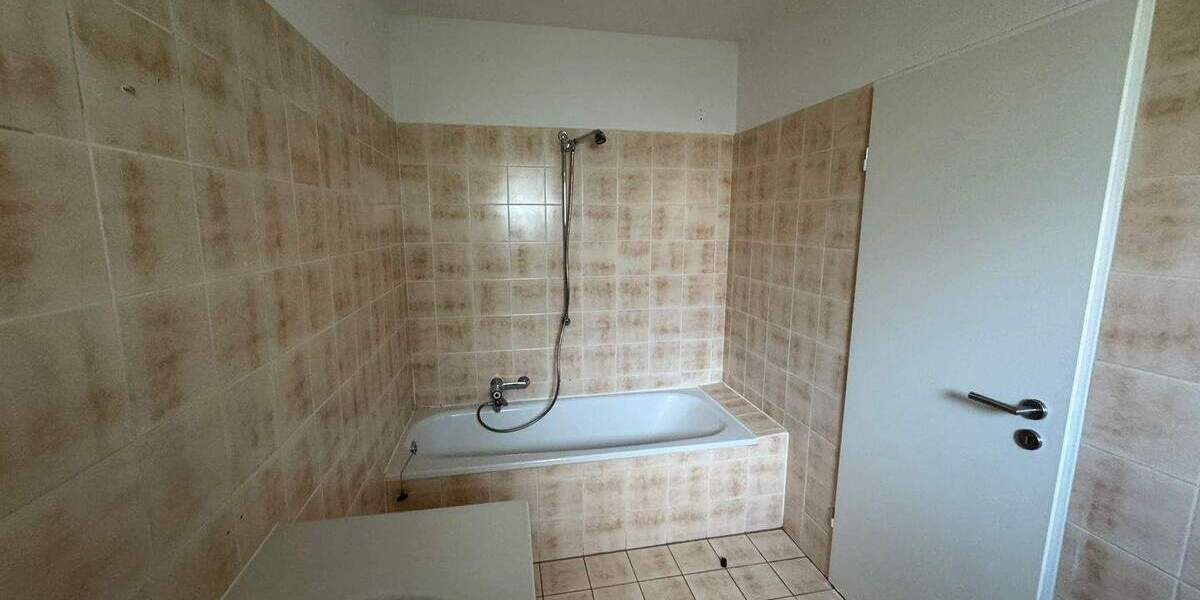 Reihenmittelhaus Binsfeld - 4 Zimmer, 122 m&sup2;, 979&euro; | Angebot:25693091