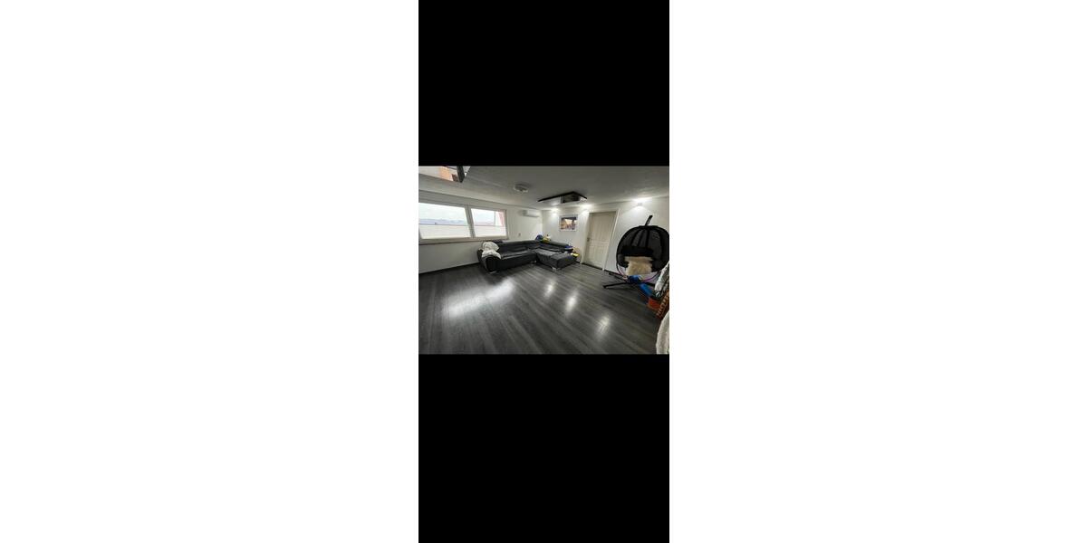 Erdgeschoßwohnung Lichtenwald - 3 Zimmer, 120 m&sup2;, 1.350&euro; | Angebot:25291303