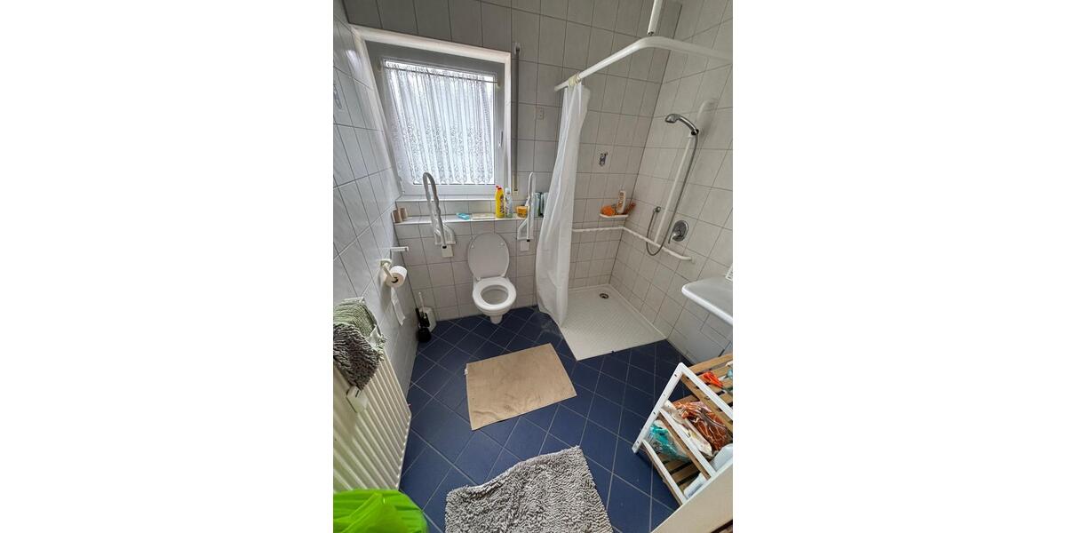 Dachgeschoßwohnung Allmersbach im Tal - 1 Zimmer, 30 m&sup2;, 300&euro; | Angebot:25860234