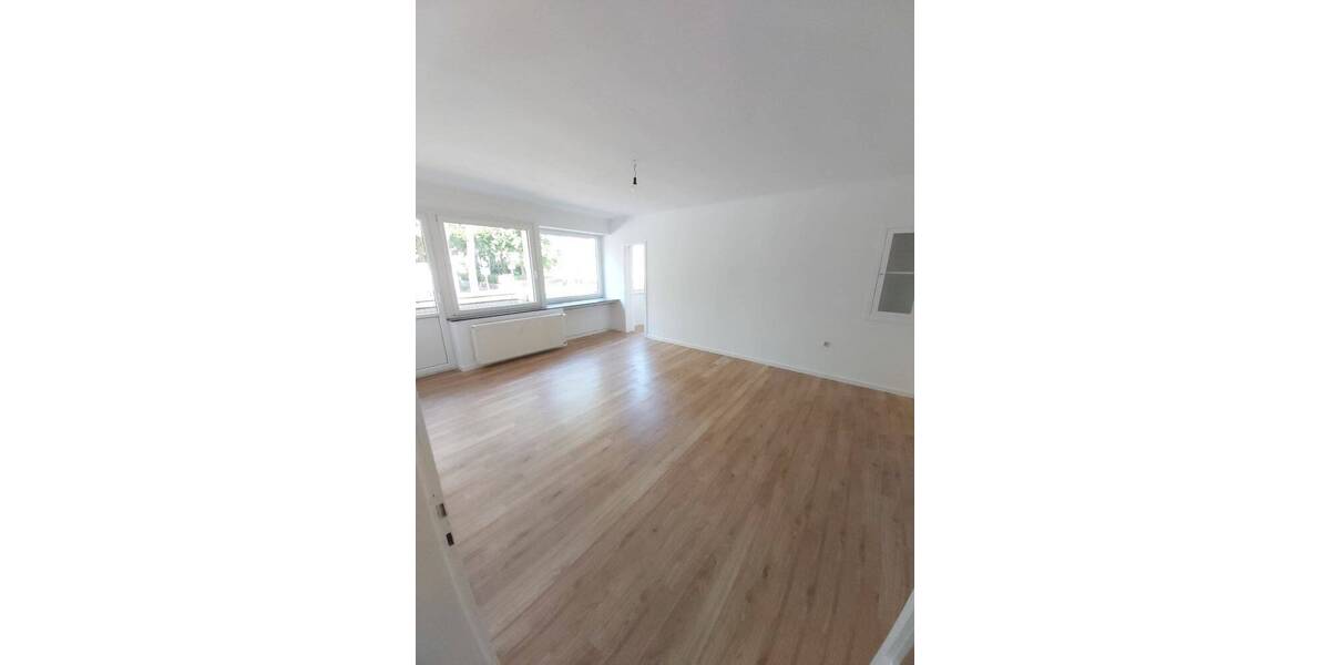 Etagenwohnung Wilhelmshaven Innenstadt - 2 Zimmer, 67 m&sup2;, 399&euro; | Angebot:25775004